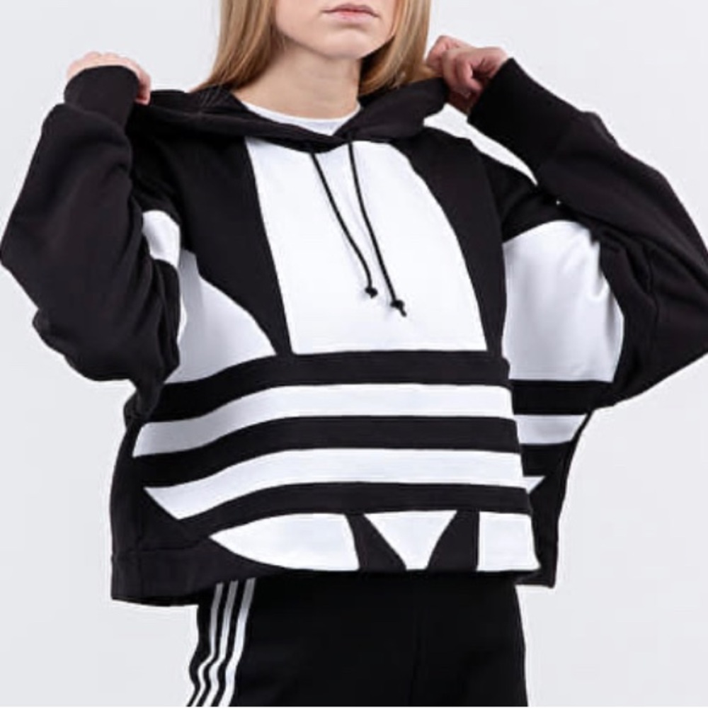 Adidas originals women’s cropped hoodie large logo size M